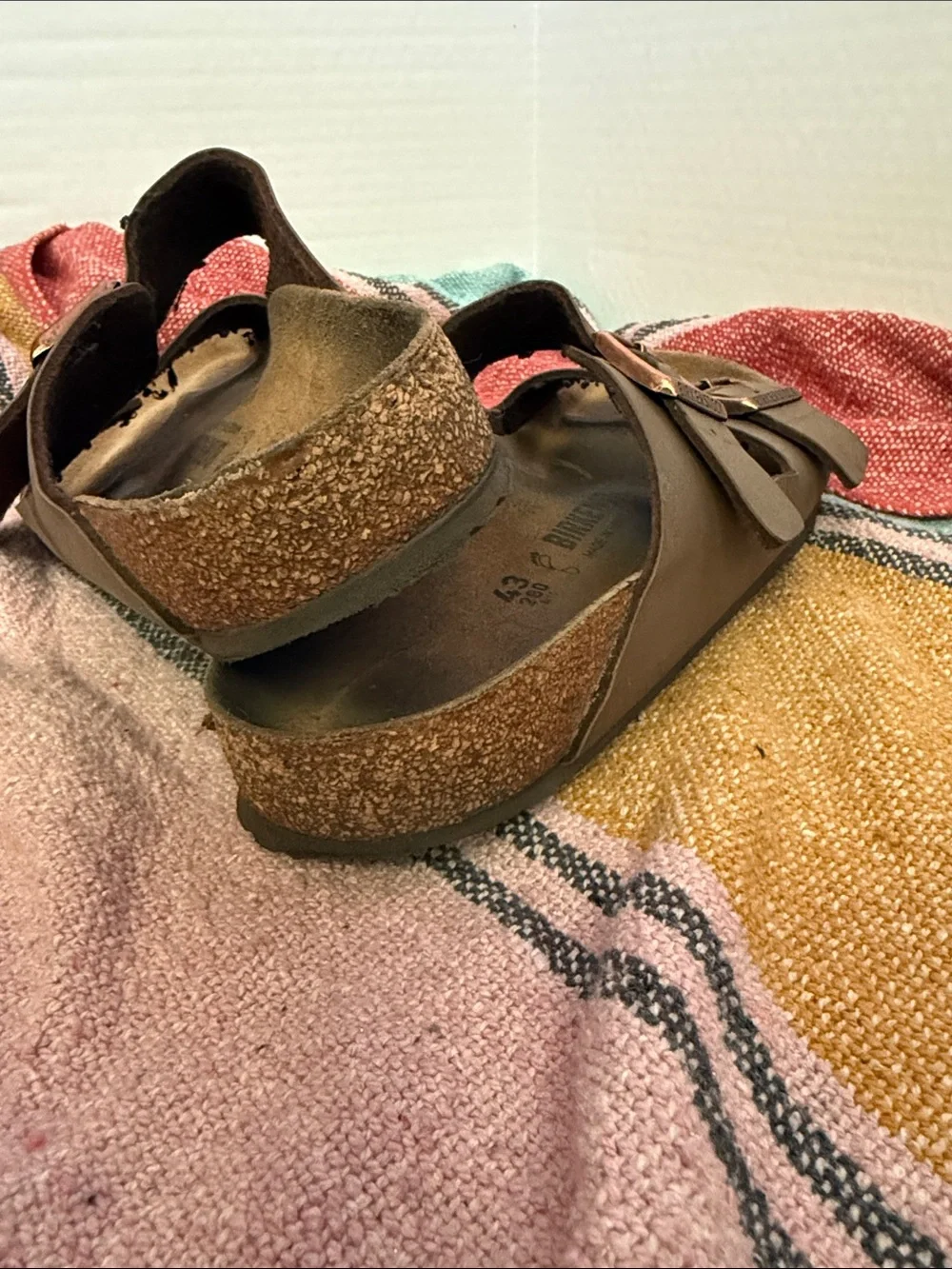 Birkenstock Arizona men’s Two-strap Brown Slide Sandals with Buckles